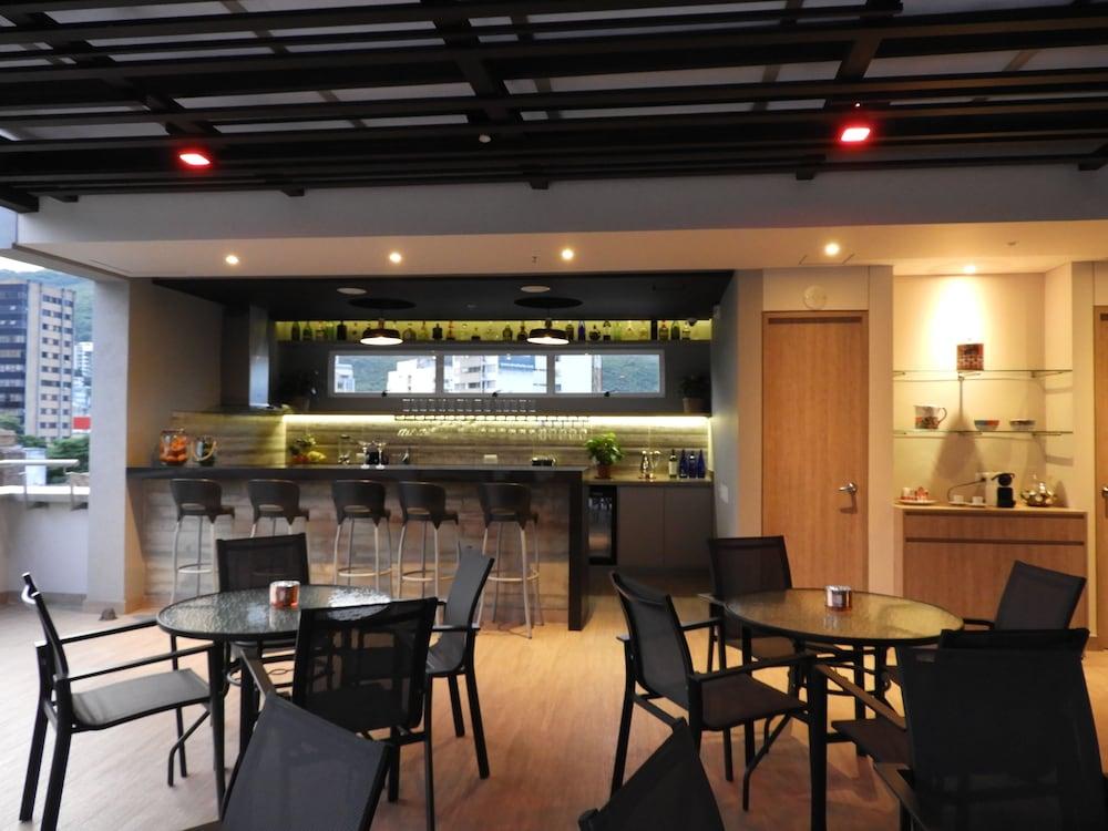 Park V Hotel & Suites Cali Zewnętrze zdjęcie